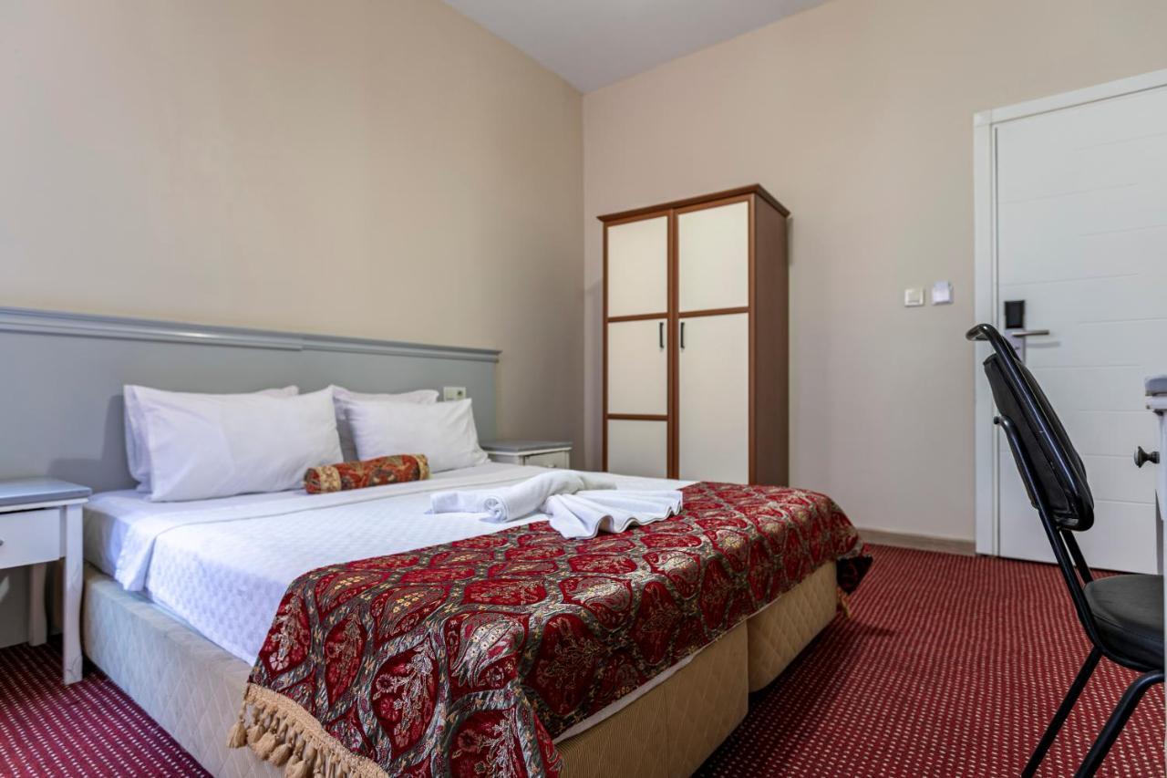 Ottomanzade Hotel Istanboel Buitenkant foto