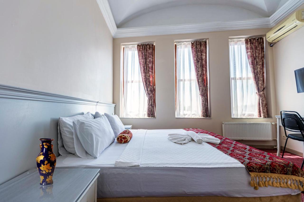 Ottomanzade Hotel Istanboel Buitenkant foto