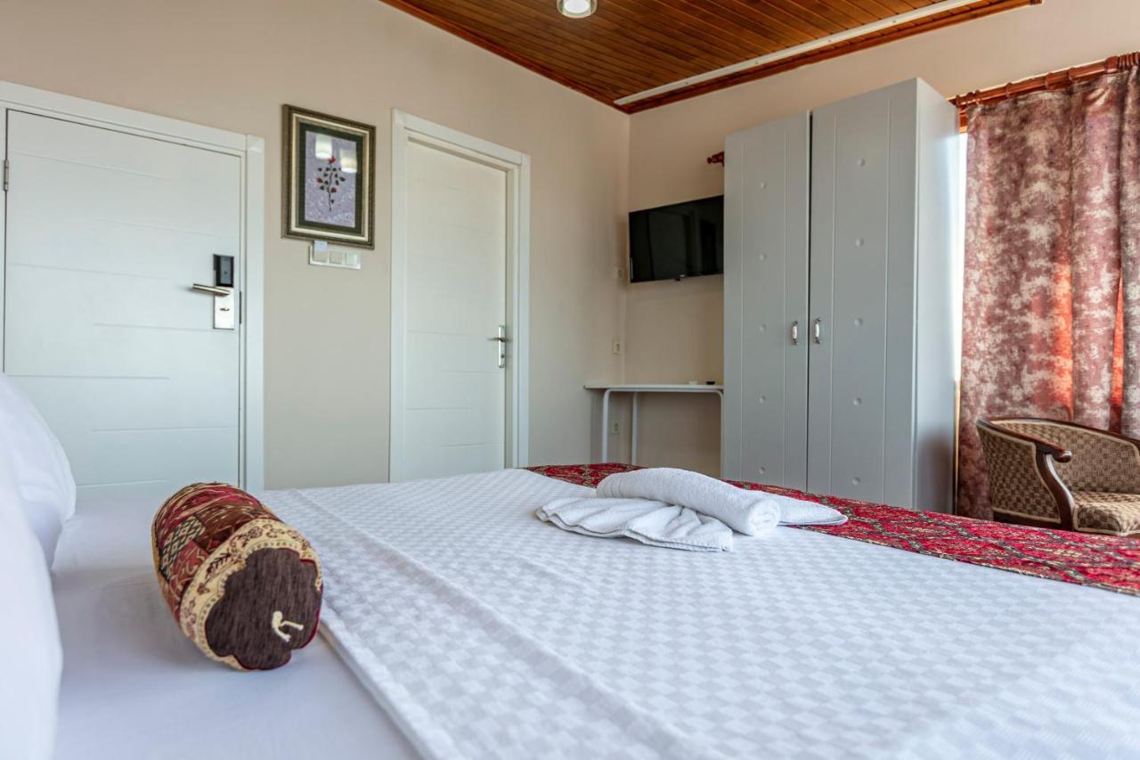 Ottomanzade Hotel Istanboel Buitenkant foto