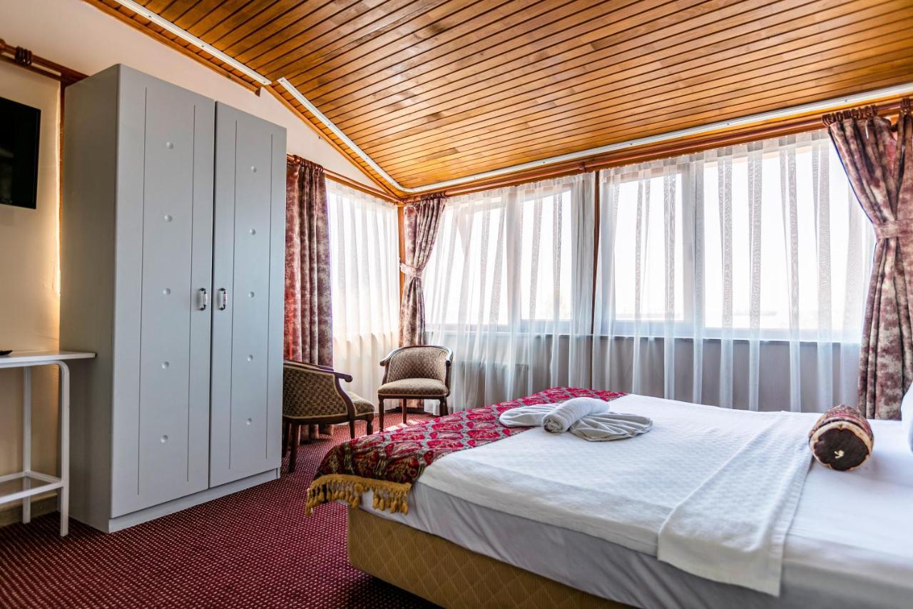Ottomanzade Hotel Istanboel Buitenkant foto