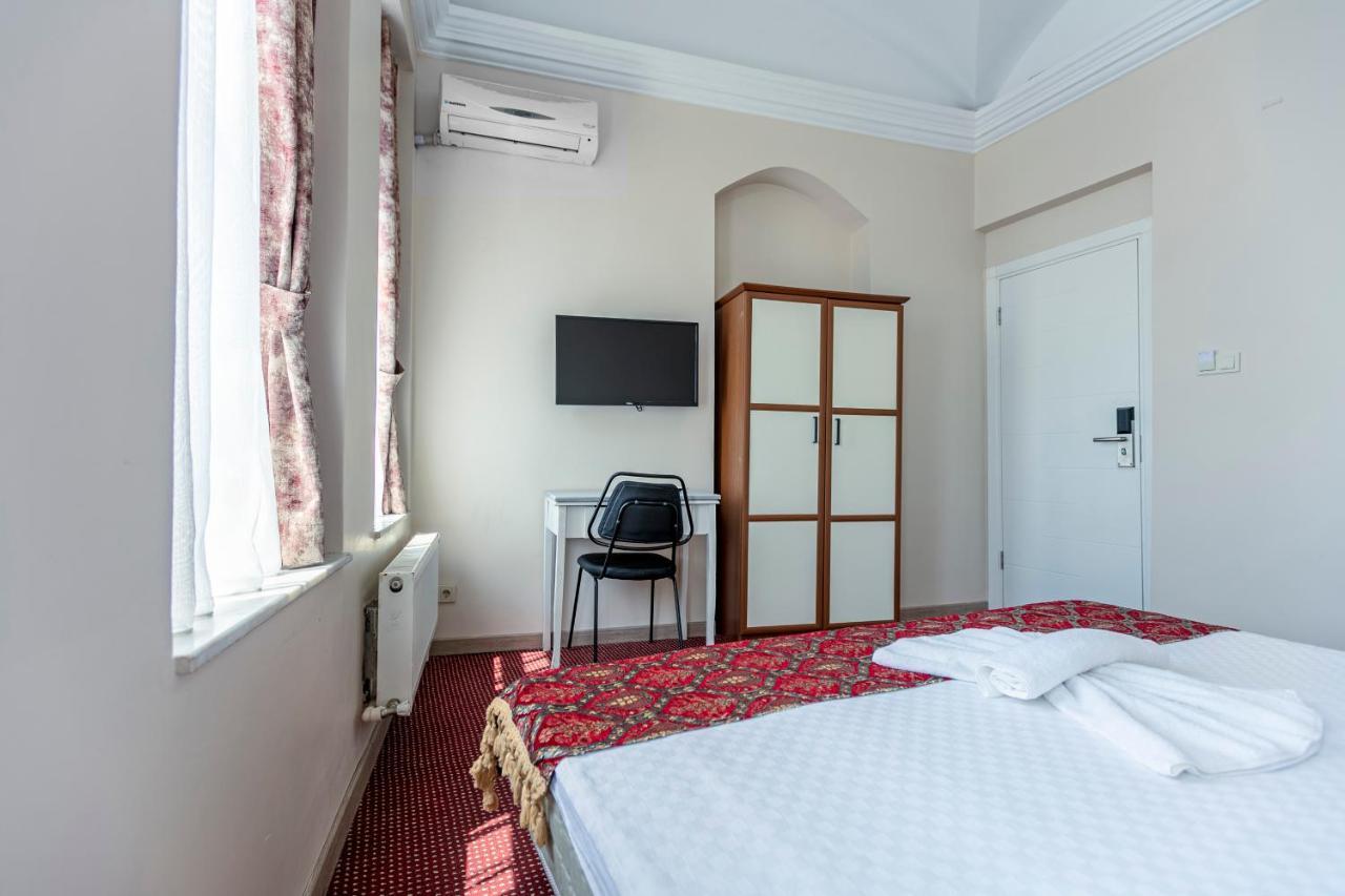 Ottomanzade Hotel Istanboel Buitenkant foto