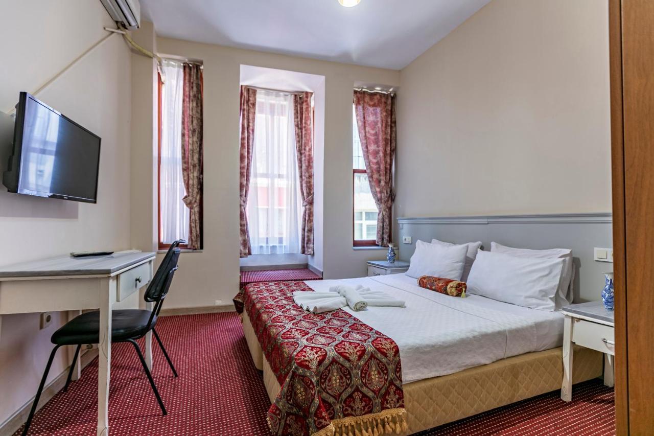 Ottomanzade Hotel Istanboel Buitenkant foto