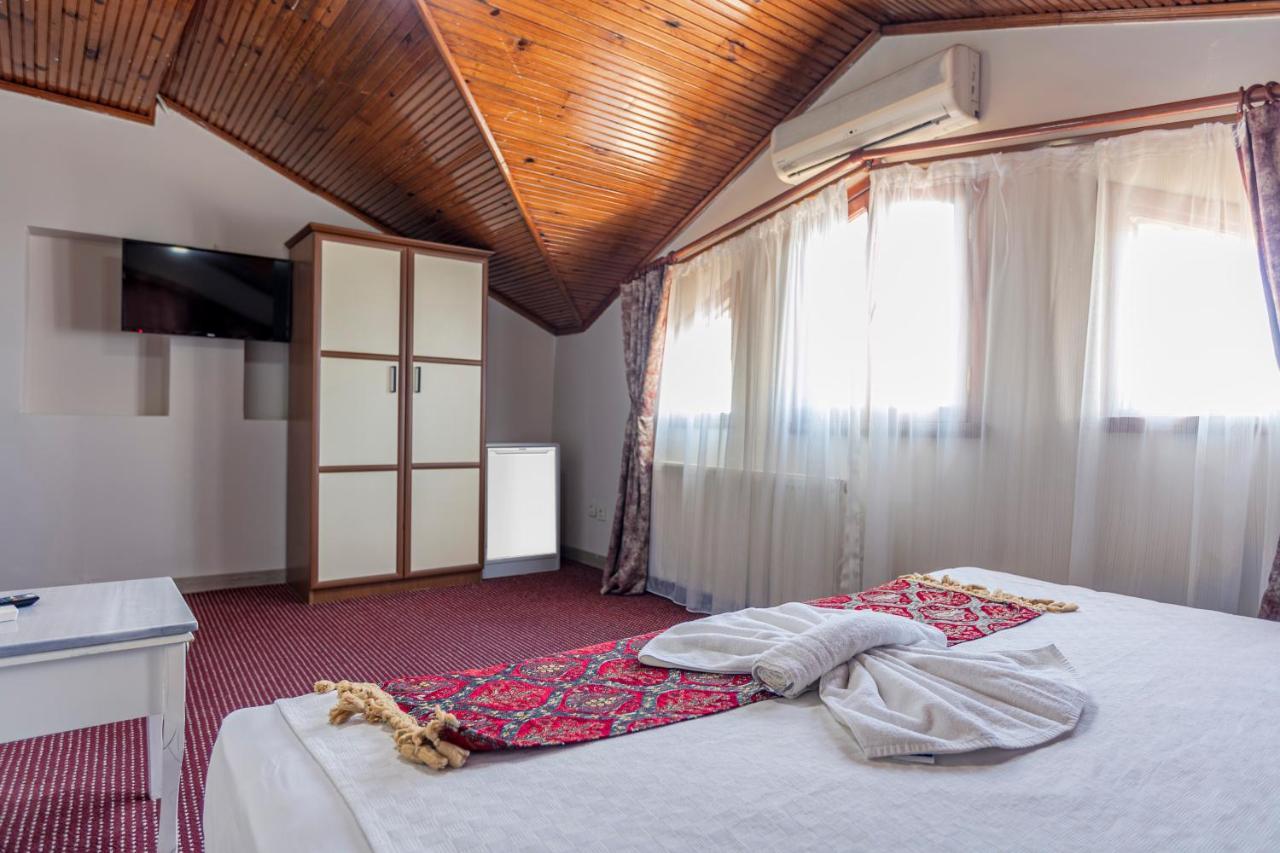 Ottomanzade Hotel Istanboel Buitenkant foto
